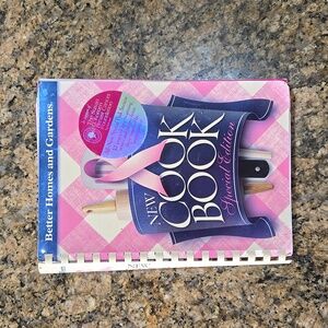 Better Homes in Garden Cookbook